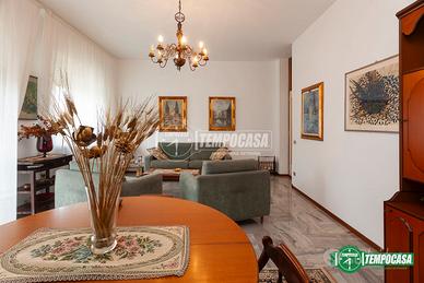 Appartamento a Bergamo Via Sardegna 4 locali