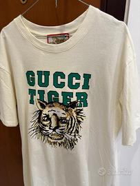 T-shirt Gucci