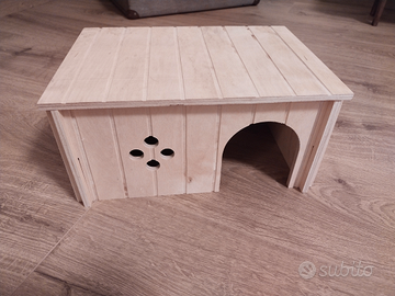 Casetta per coniglietti nani o porcellini d'India