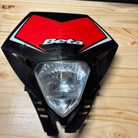 Faro mascherina beta