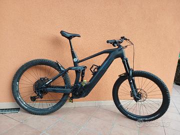 ebike Cube stereo carbon  L