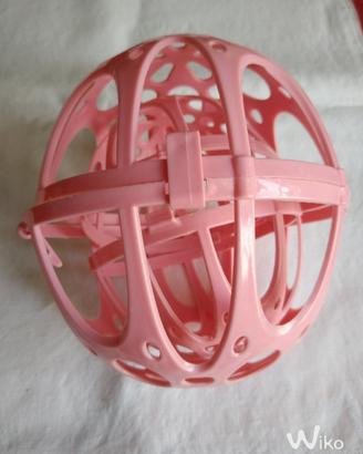 Due pentasfere rosa per lavatrice 