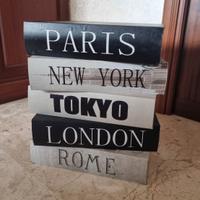 Mobiletto portaoggetti moderno