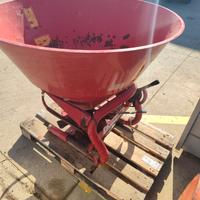 Spandiconcime da 500 lt