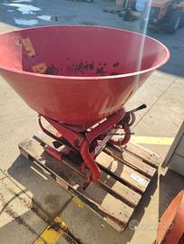 Spandiconcime da 500 lt