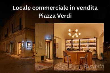 Negozio angolare con 2 vetrine Piazza Verdi