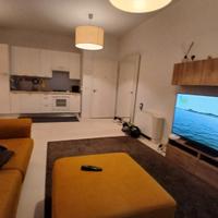 Indipendente arredato+terrazzo+garage+cantina