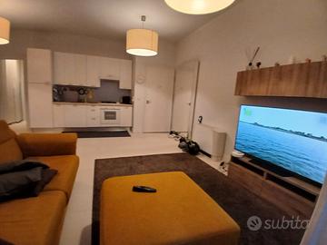 Indipendente arredato+terrazzo+garage+cantina