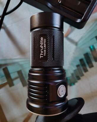 Torcia Thrunite Tn36 limited bundle
