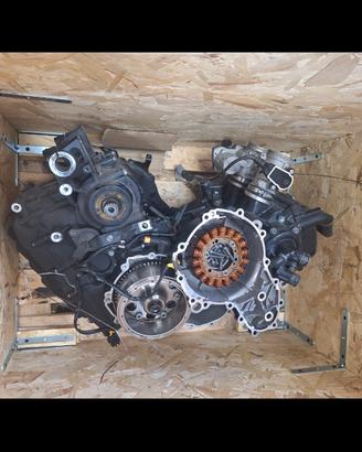 blocco motore bmw f800r anno 2016