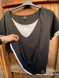 T-shirt donna  bicolor con borchie marca Oviesse