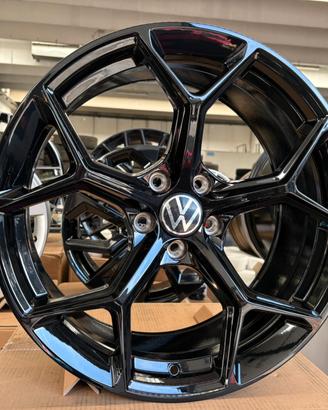 CERCHI NUOVI IN LEGA VOLKSWAGEN RAGGIO 19