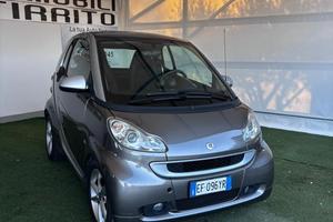 Smart ForTwo 52 kW MHD coupé White Tailor Made