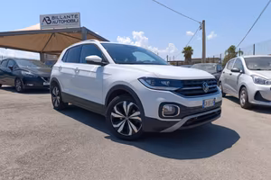 Volkswagen T-Cross 1.0 TSI 110 CV 2023