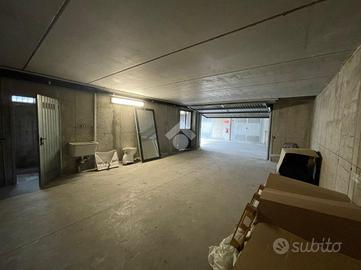 DEPOSITO A MARTINENGO