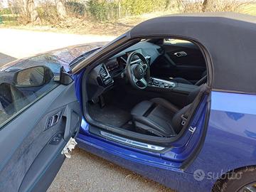 auto BMW Z4 cabrio