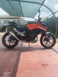 Ktm duke 125 2024 prezzo trattabile
