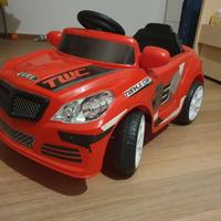 Auto elettrica per bambini