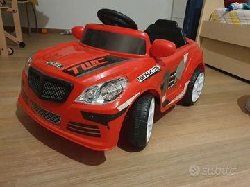 Auto elettrica per bambini