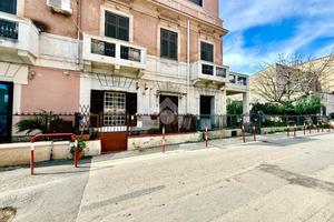 3 LOCALI A PALERMO