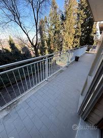 Completamente ristrutturato con box guarda qua