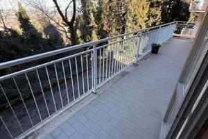 Completamente ristrutturato con box guarda qua