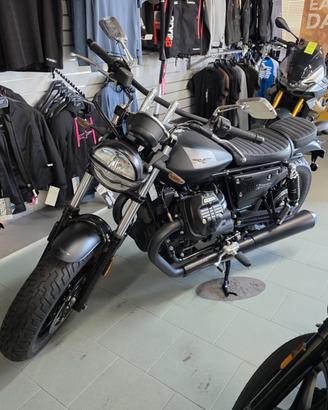 Moto Guzzi V9 Bobber