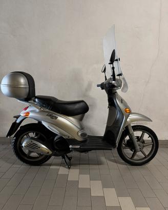 Scooter Piaggio LIBERTY 125