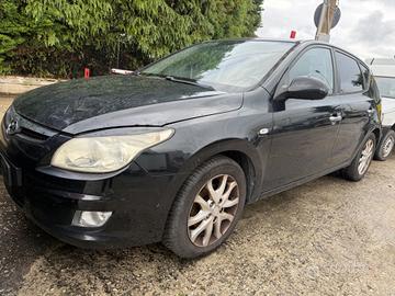 HYUNDAI i30 RICAMBI USATI