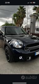 Mini Countryman allestimento SD
