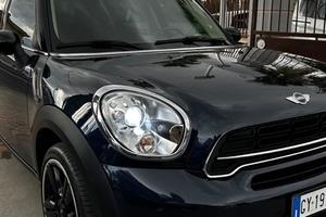 Mini Countryman allestimento SD