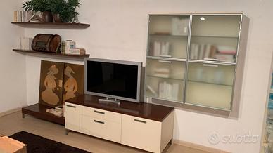 mobile soggiorno produzione poliform