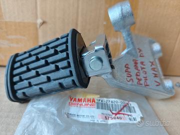 PEDALINA ANTERIORE DESTRA ORIGINALE YAMAHA NUOVA V