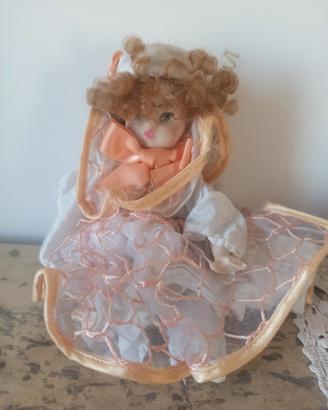 bambola in porcellana Capodimonte con certificato