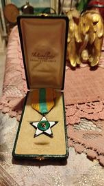 medaglia militare  antica con smalti 