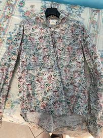 Camicia con fiori