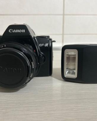Canon EF-M analogica 50mm, con flash originale