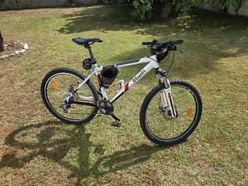 Bcicletta Btwin Rockrider 5.3