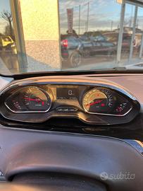 Macchina tenuta sempre bene!