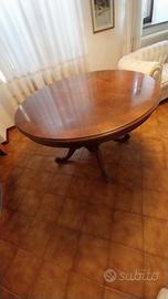 Tavolo  in legno allungabile da pramzo