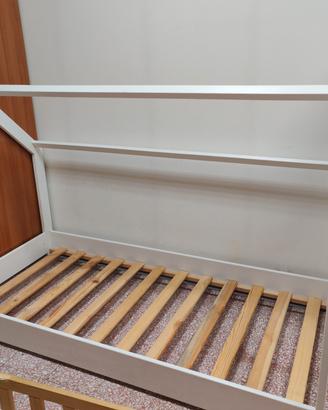 Lettino a casetta Montessori bianco