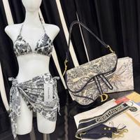 Costumie copricostume