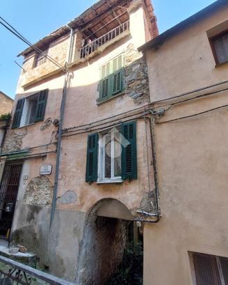 RUSTICO A PIETRABRUNA