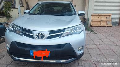  Toyota rav4 del 2013 4wd gasolio 2.2