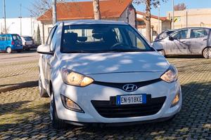 Hyundai i20 1.2 5p. BlueDrive GPL Sound Edition