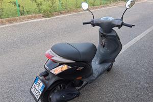 zip piaggio 100cc 