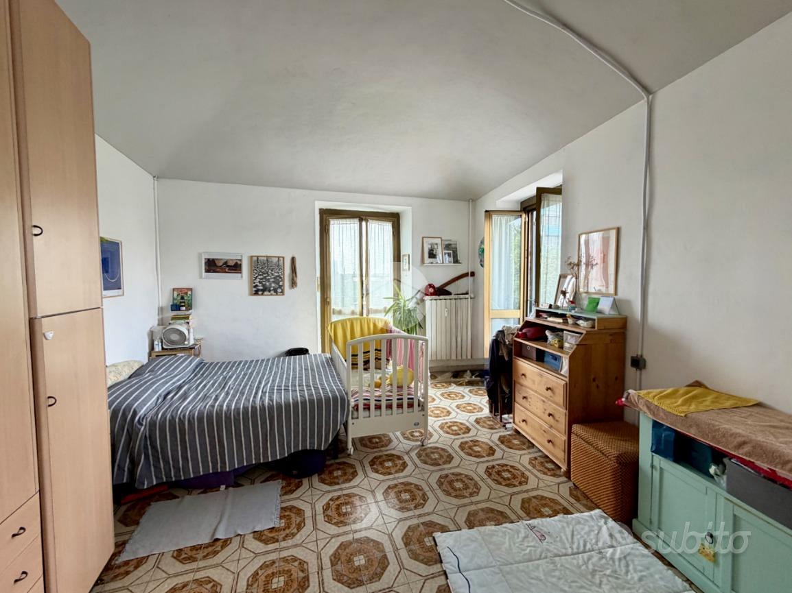 Apartment in Torino, Borgata Tesso, Circoscrizione 5 - Altro