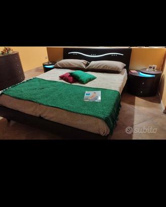 GRUPPO CAMERA DA LETTO CON LUCI 