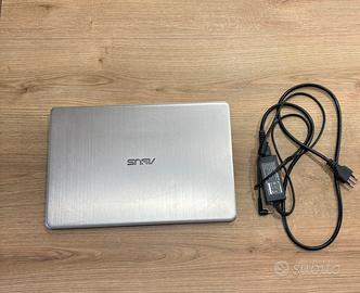 ASUS VivoBook i5 + 12GB RAM + SSD 1TB Samsung