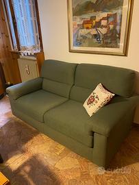 Divano tre posti verde